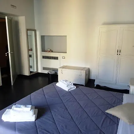 Zelzar Centro Πανσιόν Σαλέρνο