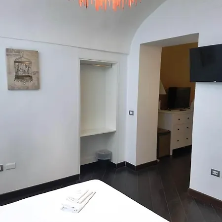 Zelzar Centro 4* Σαλέρνο