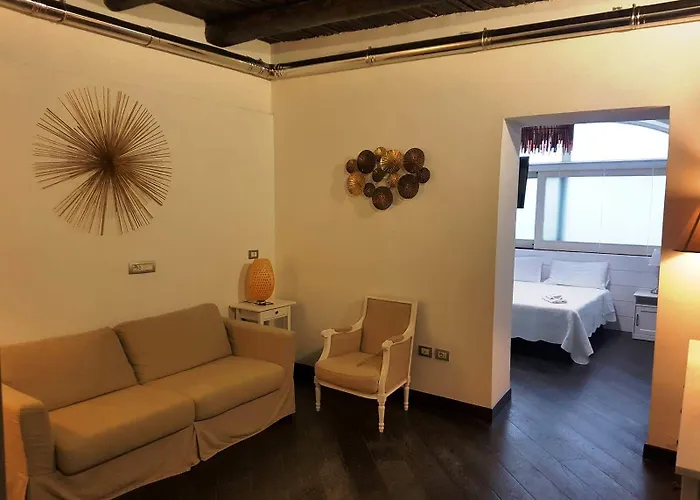 Pensión Zelzar Centro Salerno