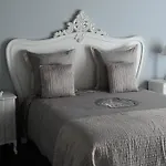 Konukevi Zelzar Centro 4*