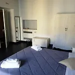 Zelzar Centro Konukevi Salerno