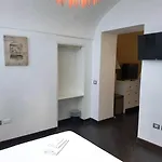 Zelzar Centro 4* Salerno