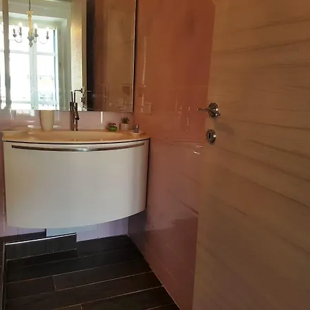 Zelzar Centro 4* Салерно